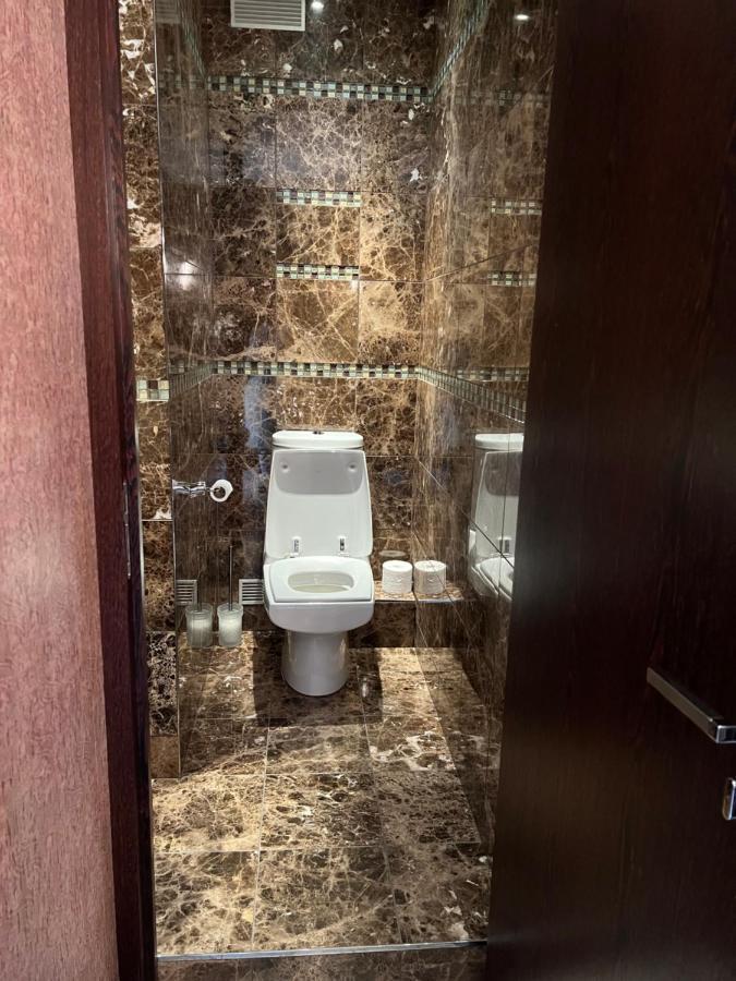 Studio Dans Le Quartier Luxe ヌイイ＝シュル＝セーヌ エクステリア 写真